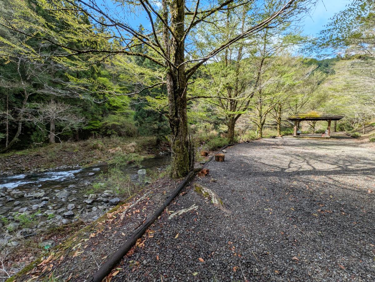 松葉川林間キャンプ場