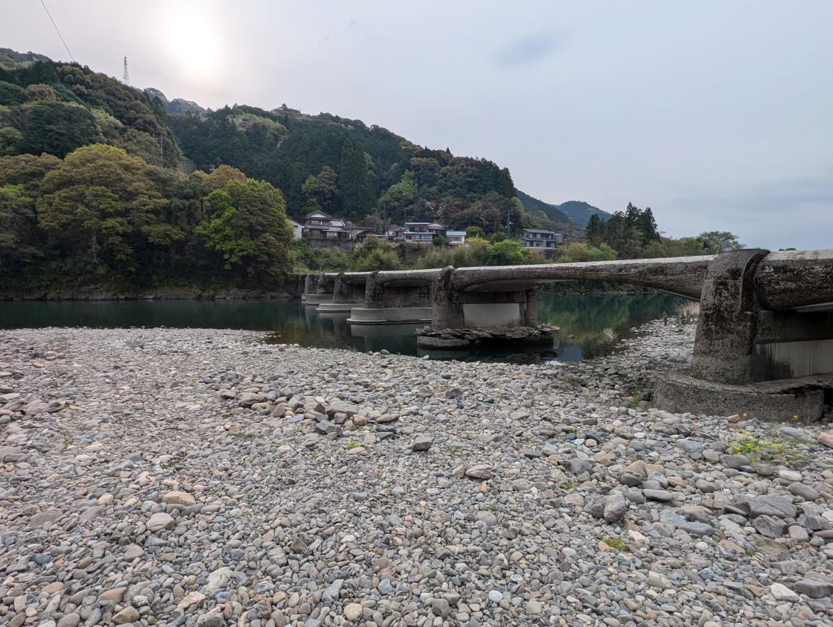 口屋内キャンプ場